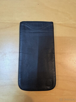 Bugatti kožený obal na telefon - používáno s Apple Iphone 11 - 3