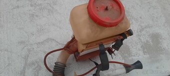 Benzínový postřikovač - 3