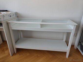 Konzolový stolek - 3