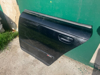 LZ dveře Audi A4 B7 avant S-line. - 3