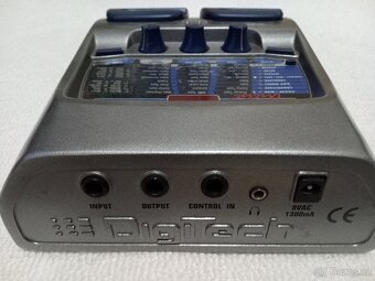 Kytarový multiefekt Digitech - 3