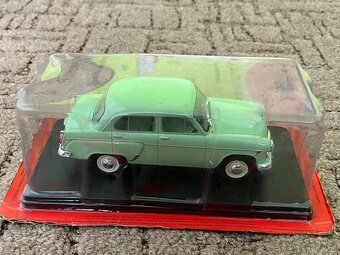 Hachette Nezapomenutelné automobily Moskvich 403 1:24 - 3