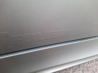 BMW 325i++E90++160KW++MANUÁL++ - 3