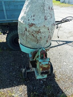míchačka - 3