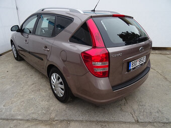 Kia Ceed 1.4i,73kW,1majČR,S.kniha,DPH,klima,tažné - 3