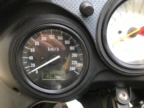 Suzuki SV650S - 3