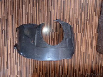 Ford Mondeo mk3 - Podběh (nadkolí) levý přední - 3