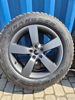 Originál Alu sada Land Rover / Defender r20 - 255/60/20 A/T - 3