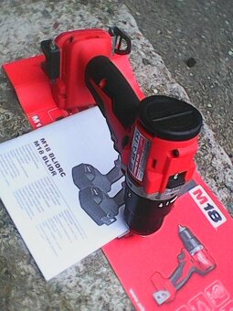 Milwaukee M18 BLPDRC-0 Vrtačka s priklepem v kufru - 3
