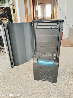 nVidia 650, 550W zdroj, 500GB HDD - 3