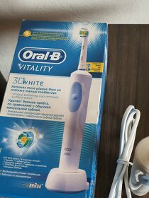 zubní kartaček Braun Oral B - 3