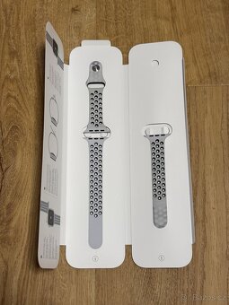Apple Watch series 4 44mm Nike - 3