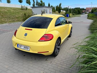 VW Beetle 1,6 TDi 77kw. R-Line Kola Top Stav, servisní kniha - 3