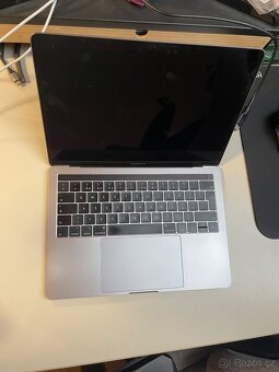 Macbook pro 13 model 2019 - 3