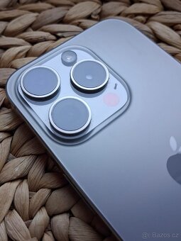 Apple iPhone 15 Pro 128GB, přírodní titan + doplňky - 3