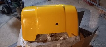 Wacker 803 1t minirypadlo kryt motoru - 3