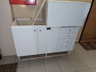 Zdarma za odvoz el. sporák a kuchyňská linka - 3