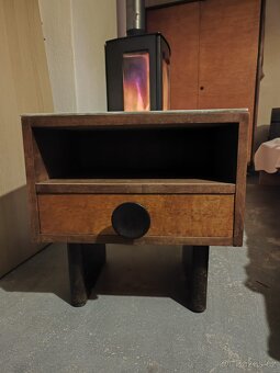 Historický,retro nábytek, ořech - šatní skříně,stolky - 3