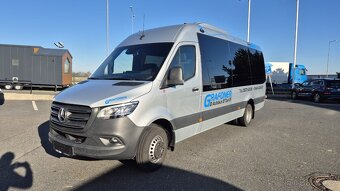 Mercedes-Benz Sprinter 519 Comfort Bus XL 19+1+1 - 3