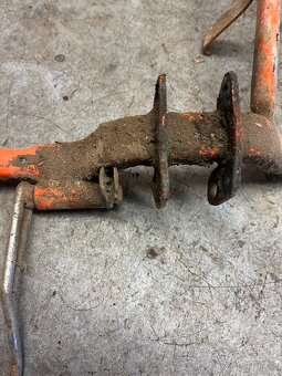 Kříž Jawa pionýr 20 - 3