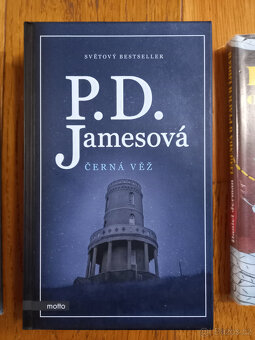 E L James - 3