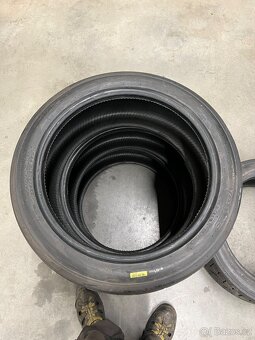 Slick 235/40r18 - 3