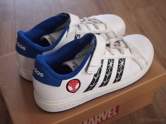 Tenisky Adidas vel. 35 - 3