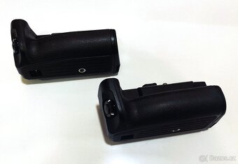 Grip HLD-9 + akumulátor - 3