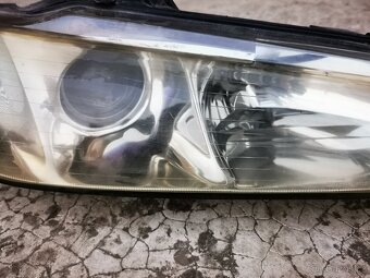 Pravy predni svetlo pre peugeot 406 coupe. - 3