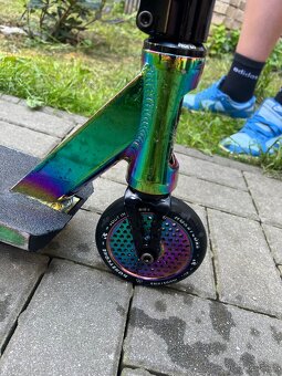 switchblade freestyle koloběžka oilslick black - 3
