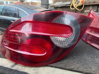 zadní světla Mercedes w251 r-class - 3