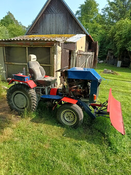 Prodám malotraktor 4x4 - 3