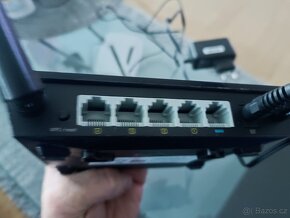 Asus RT-N12+B1 - 3