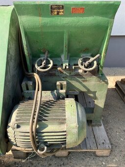 ŘEZACÍ MLÝN Condux CS 450/600, drtič - 3