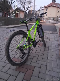 PRODÁM HORSKÉ KOLO ST500 ŽLUTÉ 24" - 3