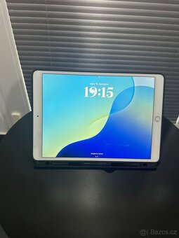 iPad Air 3. Generace - 3