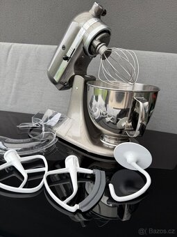 Kuchyňský robot KitchenAid Artisan šedý - 3