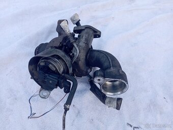 Turbo 2.0Hdi 110kw RHE Peugeot 5008 - 3