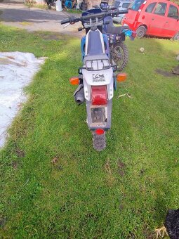 Yamaha DT 125 Aprilia 125 - 3