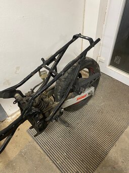 Rám bez kol suzuki gsx 600f - 3