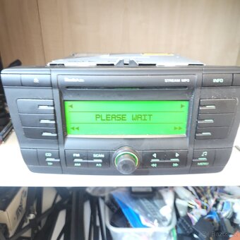 ŠKODA STREAM MP3 CD OCTAVIA II - 3