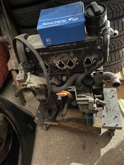 Motor 1.6 AVU octavia 1 - 3