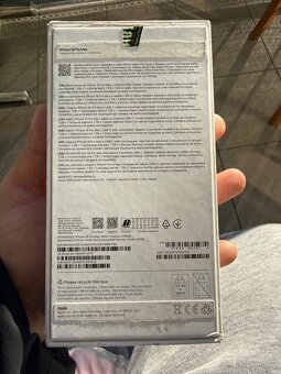iPhone 16 Pro Max 256 (4 měsíce starý) - 3