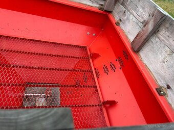 Rozmetadlo průmyslových hnojiv - 3