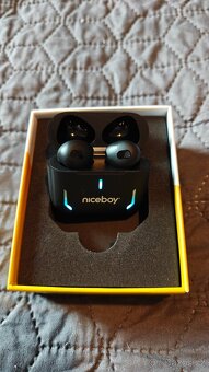 Sluchátka Niceboy Hive Spacepods - 3