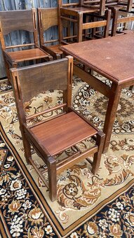 Masivní stůl + 9 židlí - 3