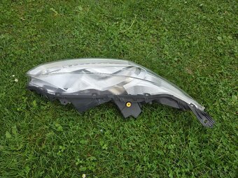 Přední pravé světlo Ford Transit/Tourneo Connect MK.2 - 3