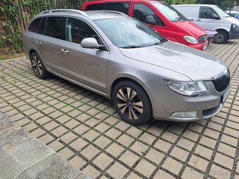 Alu kola Superb R17 - 3