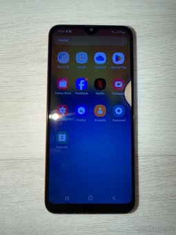 Samsung Galaxy A20e - 3