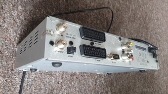 HOMECAST S3000 CR digitální satelitní přijímač - 3